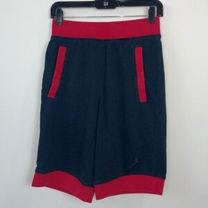 Nike Jordan stretch jogging shorts boys size small